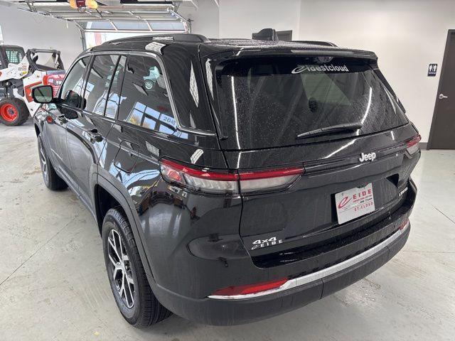new 2025 Jeep Grand Cherokee car, priced at $46,301