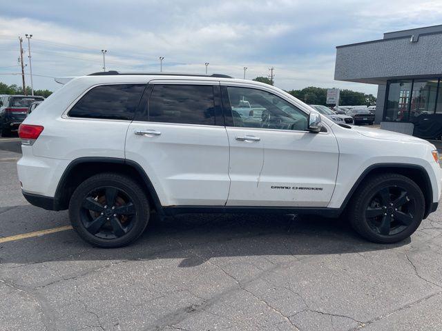 used 2015 Jeep Grand Cherokee car, priced at $11,000