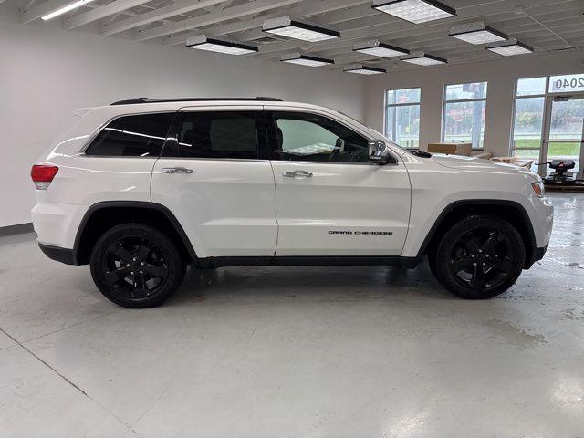 used 2015 Jeep Grand Cherokee car, priced at $10,000