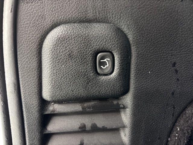 used 2015 Jeep Grand Cherokee car, priced at $10,000