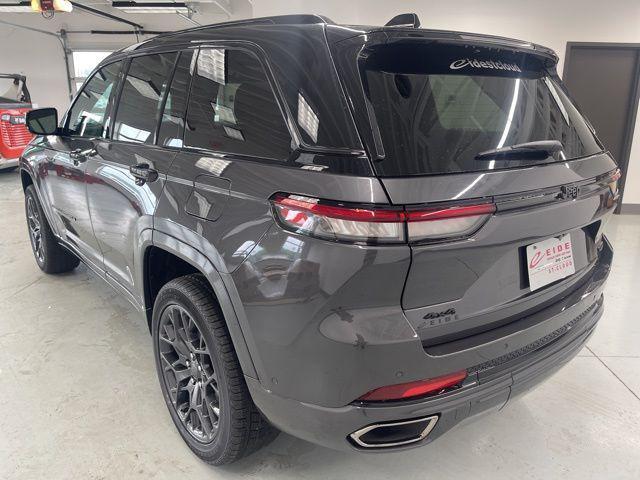 new 2025 Jeep Grand Cherokee car, priced at $60,904
