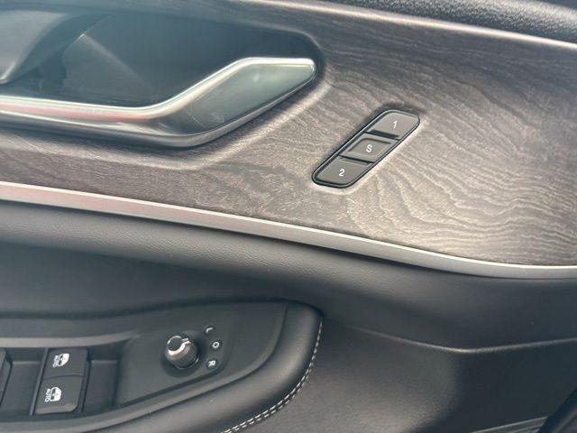 new 2025 Jeep Grand Cherokee car, priced at $44,315