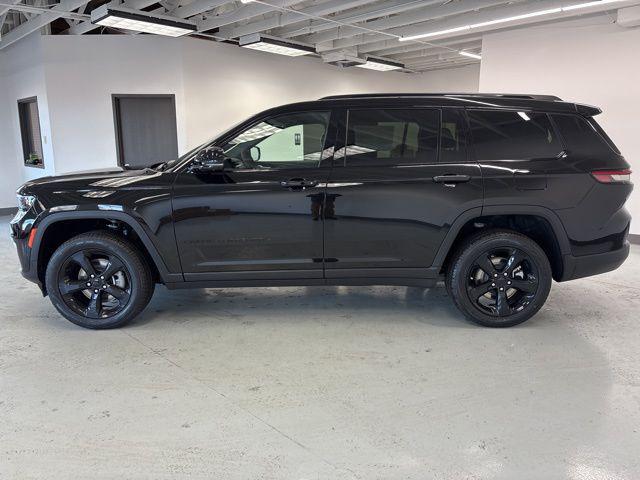 new 2025 Jeep Grand Cherokee L car, priced at $51,385