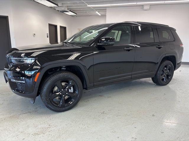 new 2025 Jeep Grand Cherokee L car, priced at $51,385