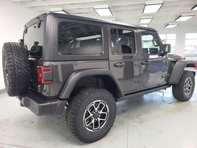 new 2025 Jeep Wrangler car, priced at $52,237