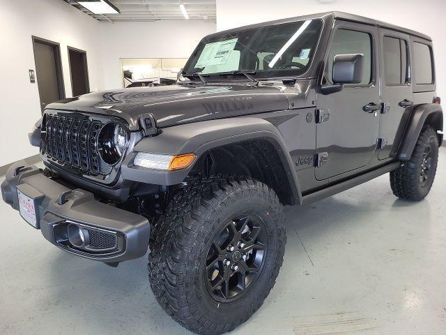 new 2025 Jeep Wrangler car, priced at $45,697