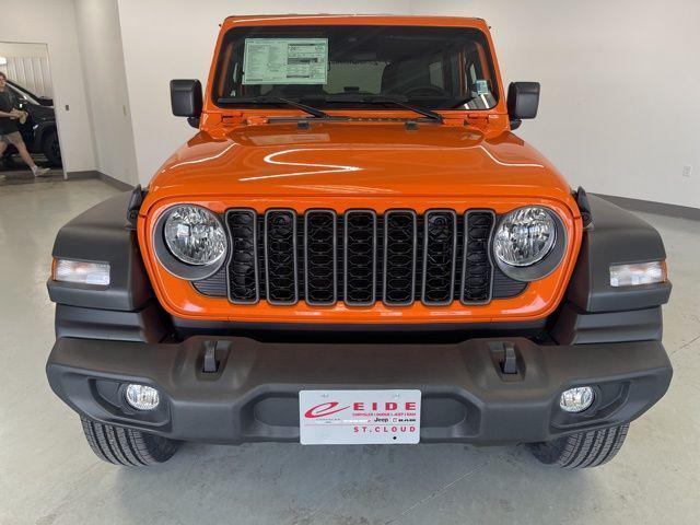 new 2025 Jeep Wrangler car, priced at $47,069