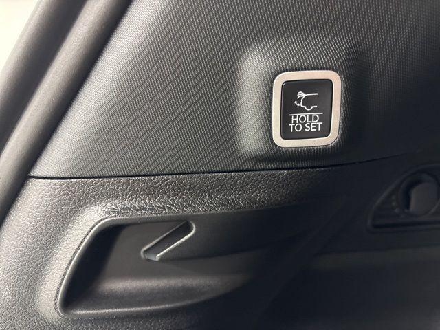 new 2025 Jeep Grand Cherokee car, priced at $40,291