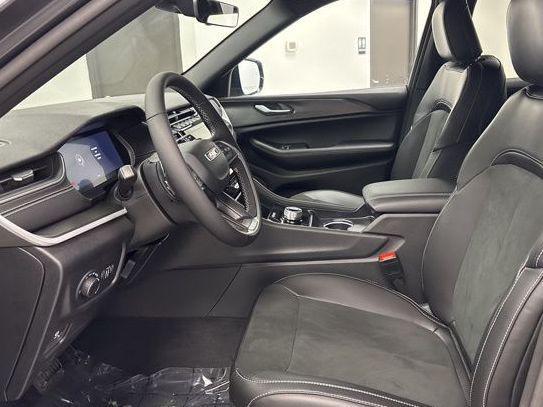 new 2025 Jeep Grand Cherokee car, priced at $40,291
