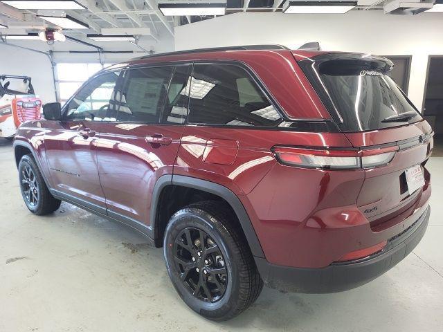 new 2025 Jeep Grand Cherokee car, priced at $40,291