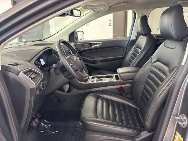 used 2024 Ford Edge car, priced at $25,000