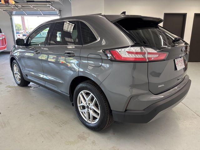 used 2024 Ford Edge car, priced at $25,000