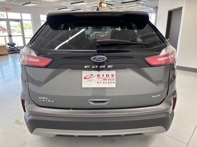 used 2024 Ford Edge car, priced at $25,000