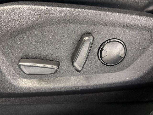 used 2024 Ford Edge car, priced at $25,000