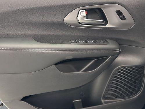 new 2025 Chrysler Pacifica car, priced at $44,792