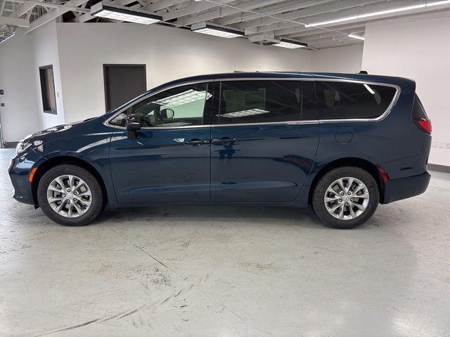 new 2025 Chrysler Pacifica car, priced at $44,792