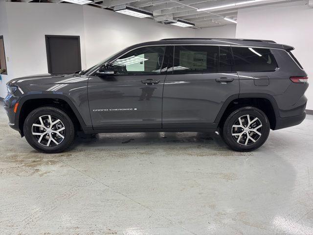 new 2025 Jeep Grand Cherokee L car, priced at $48,555