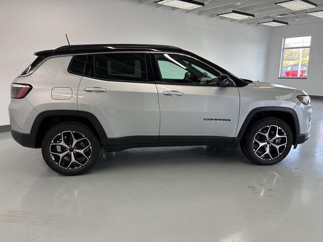 new 2025 Jeep Compass car, priced at $29,375