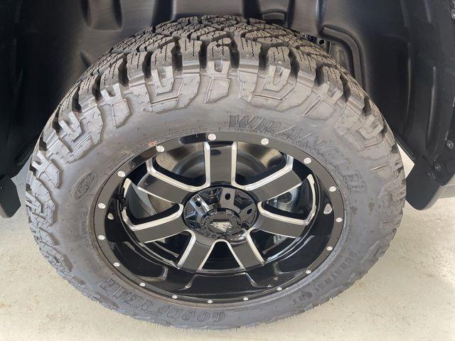 new 2025 Ram 1500 car, priced at $60,920