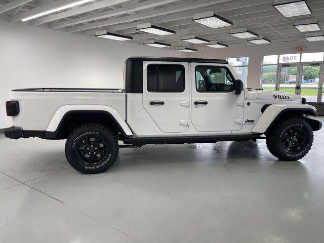 new 2025 Jeep Gladiator car, priced at $47,312