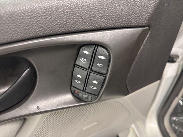 used 2006 Ford Focus car, priced at $4,000