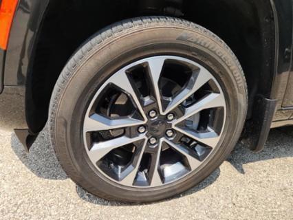 used 2022 Jeep Grand Cherokee L car, priced at $42,000
