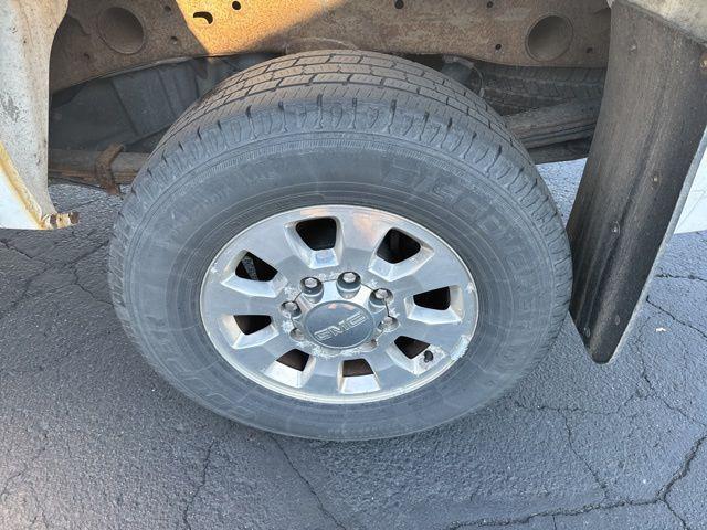 used 2013 GMC Sierra 2500 car, priced at $15,000