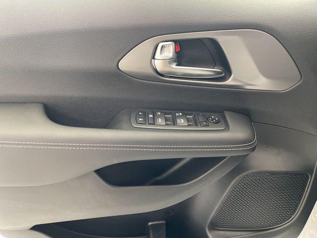 new 2025 Chrysler Voyager car, priced at $39,141