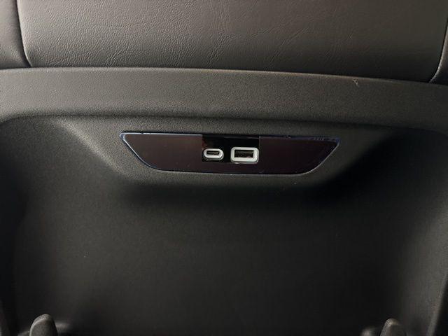 new 2025 Chrysler Pacifica car, priced at $38,096