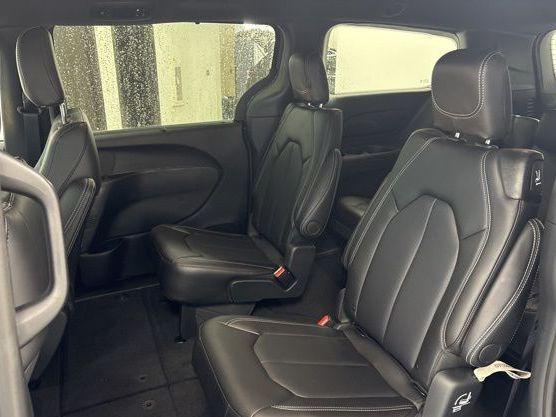 new 2025 Chrysler Pacifica car, priced at $38,096
