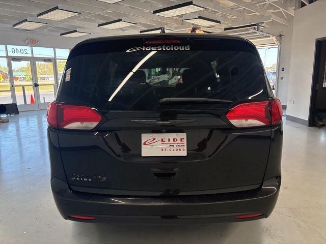 used 2018 Chrysler Pacifica car, priced at $12,000