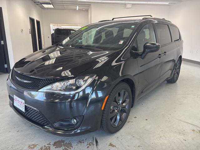 used 2018 Chrysler Pacifica car, priced at $12,000