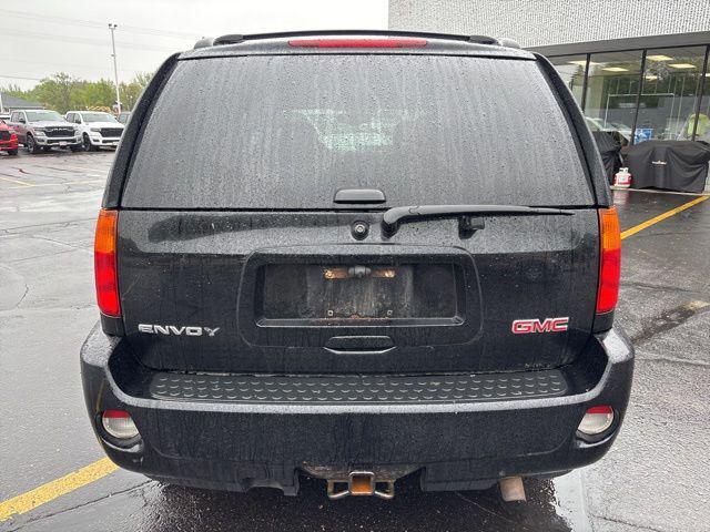 used 2008 GMC Envoy car, priced at $5,000