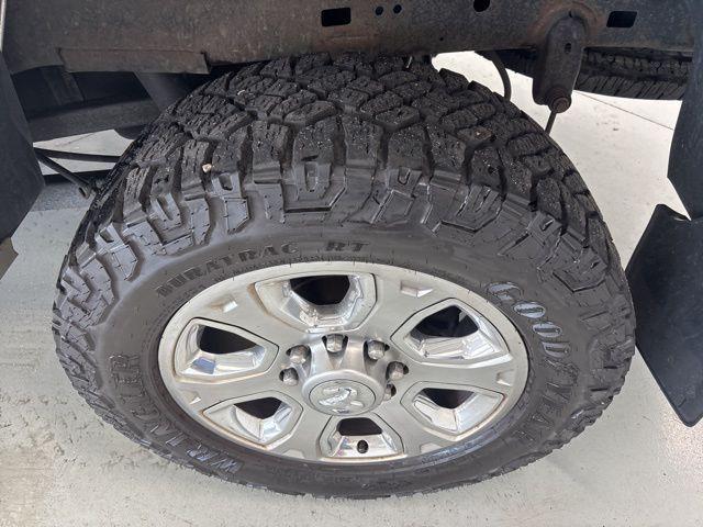 used 2016 Ram 2500 car, priced at $29,000