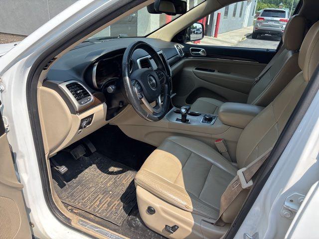 used 2015 Jeep Grand Cherokee car, priced at $13,000