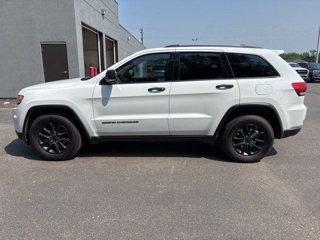 used 2015 Jeep Grand Cherokee car, priced at $13,000