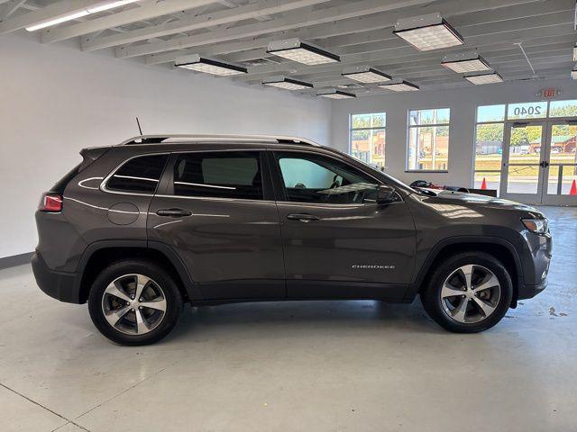 used 2019 Jeep Cherokee car, priced at $18,500