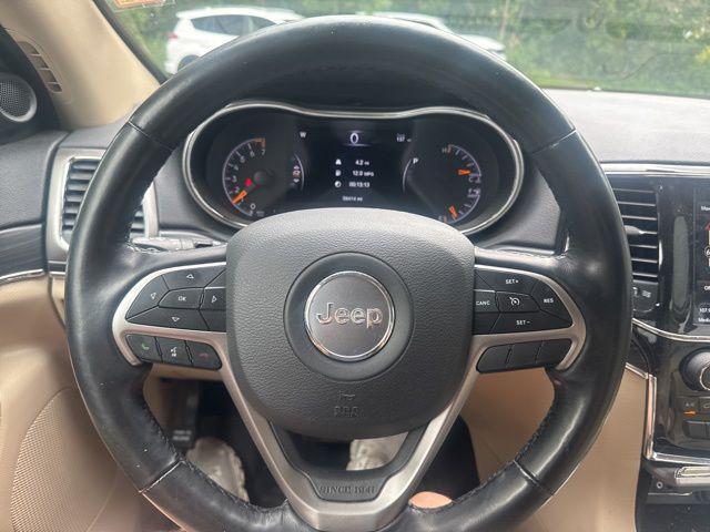 used 2021 Jeep Grand Cherokee car, priced at $25,000