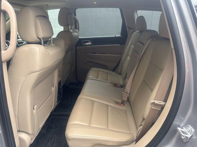 used 2021 Jeep Grand Cherokee car, priced at $25,000
