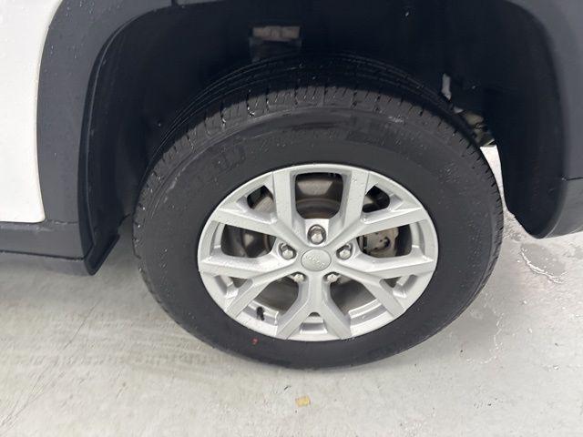 used 2023 Jeep Grand Cherokee car, priced at $33,000