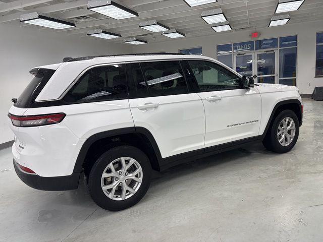 used 2023 Jeep Grand Cherokee car, priced at $33,000