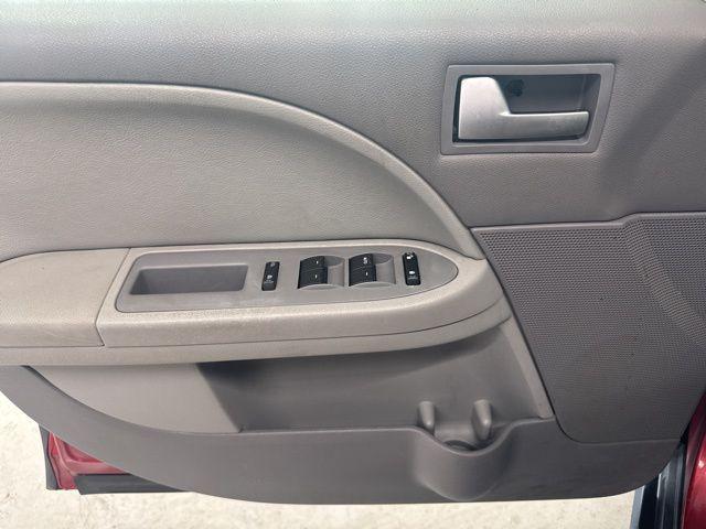 used 2005 Ford Freestyle car, priced at $3,000