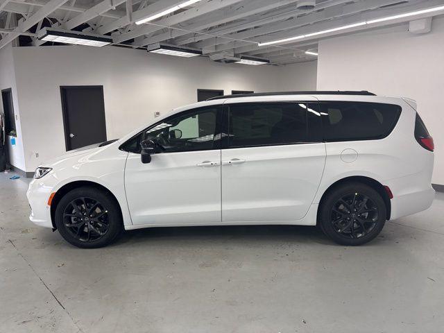new 2026 Chrysler Pacifica car, priced at $50,223