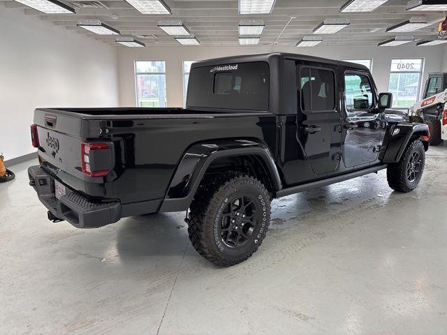 new 2025 Jeep Gladiator car, priced at $46,542