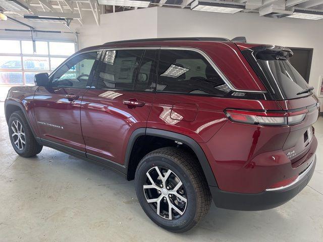 new 2025 Jeep Grand Cherokee car, priced at $43,166