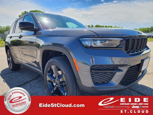 new 2024 Jeep Grand Cherokee car, priced at $40,604