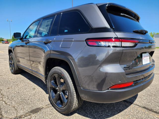 new 2024 Jeep Grand Cherokee car, priced at $40,604