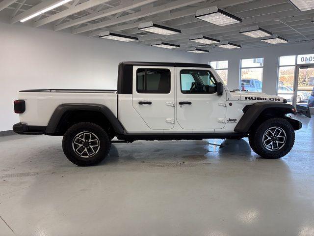 new 2024 Jeep Gladiator car, priced at $43,294