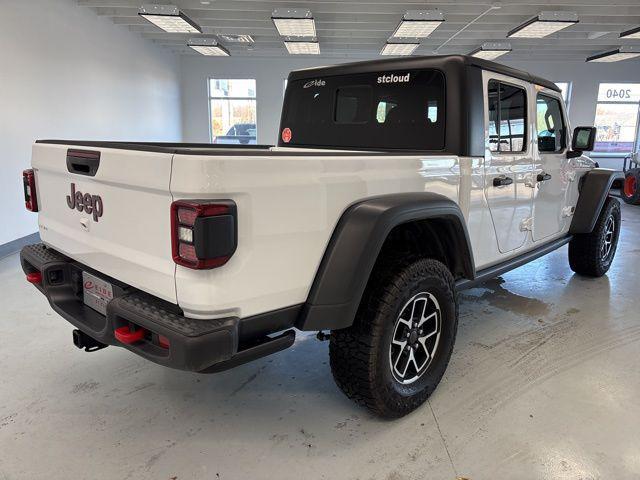 new 2024 Jeep Gladiator car, priced at $43,294