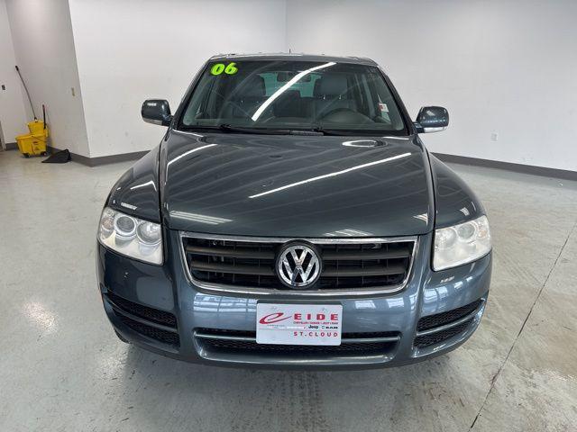 used 2006 Volkswagen Touareg car, priced at $6,000
